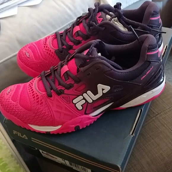 Fila Cage Delirium Tennis Court Shoes NWT Fila Cage Delirium Tennis Court Shoes NWT